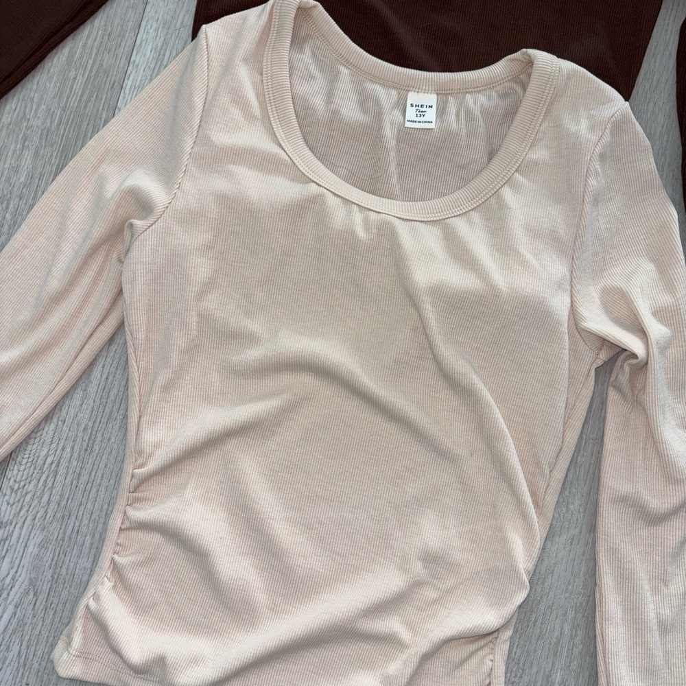 SHEIN Soft Cream Long Sleeve Top